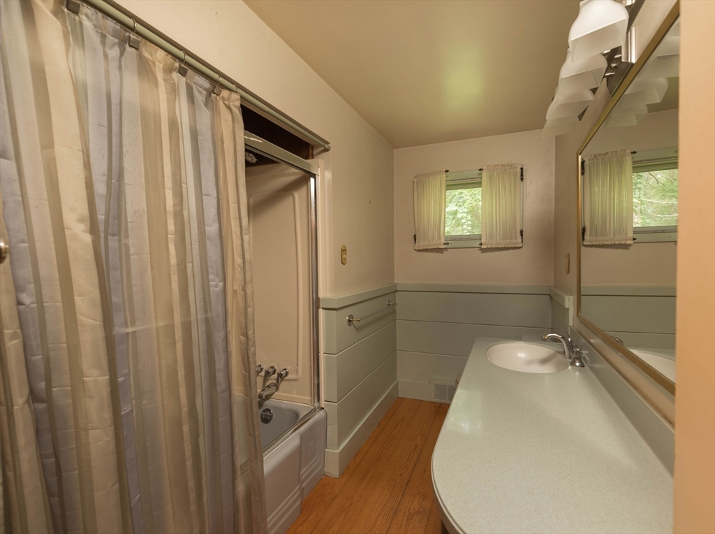 56 Carleton Road Millbury, MA 01527 - Photo 24 of 39 Gallery Image 24