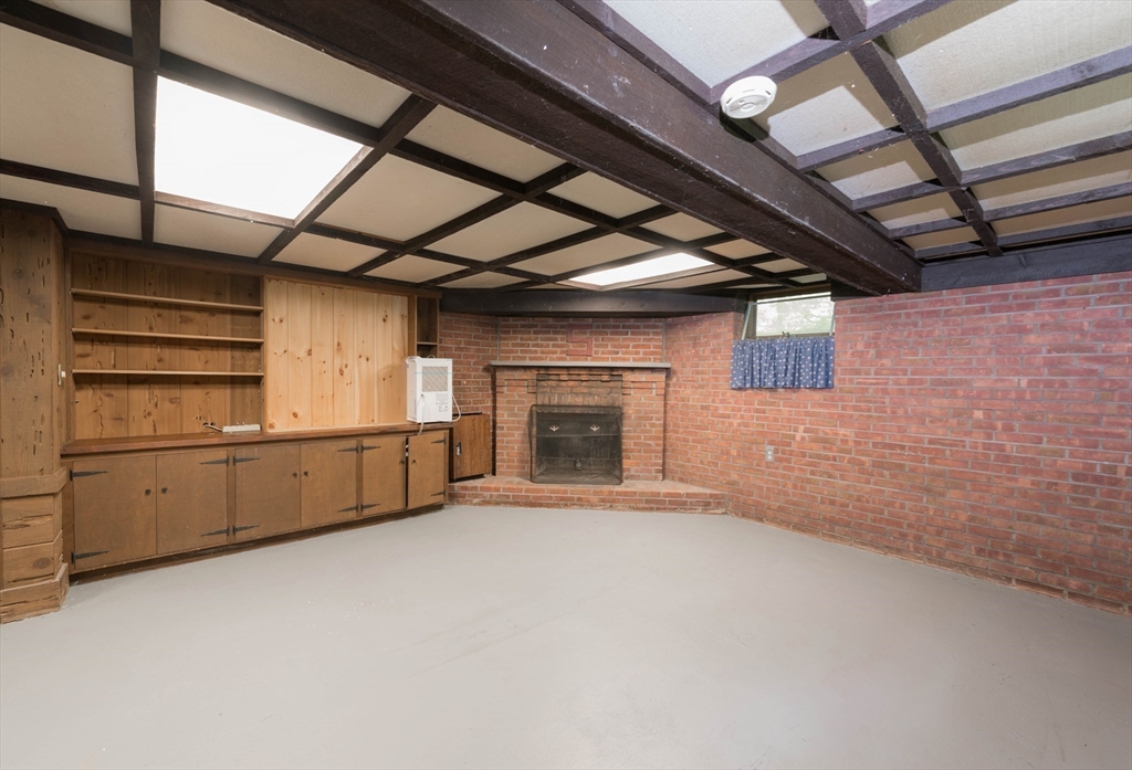 56 Carleton Road Millbury, MA 01527 - Photo 27 of 39 Gallery Image 27