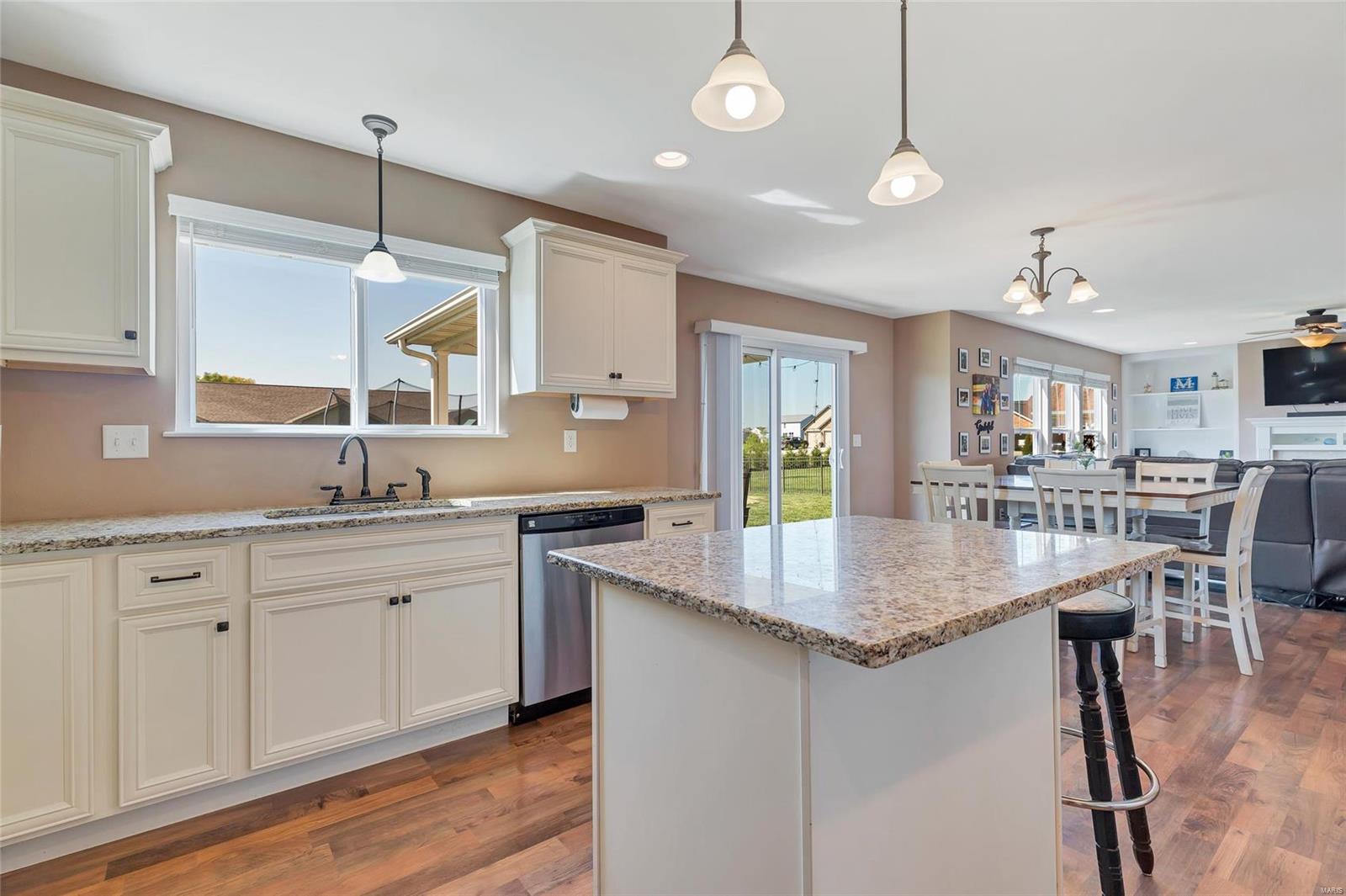 714 Pheasant Run Waterloo, IL 62298 - Photo 16 of 45 Gallery Image 16