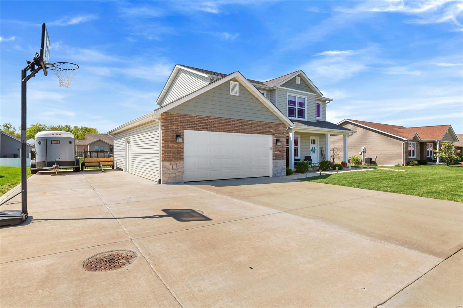 714 Pheasant Run Waterloo, IL 62298 - Photo 5 of 45 Gallery Image 5