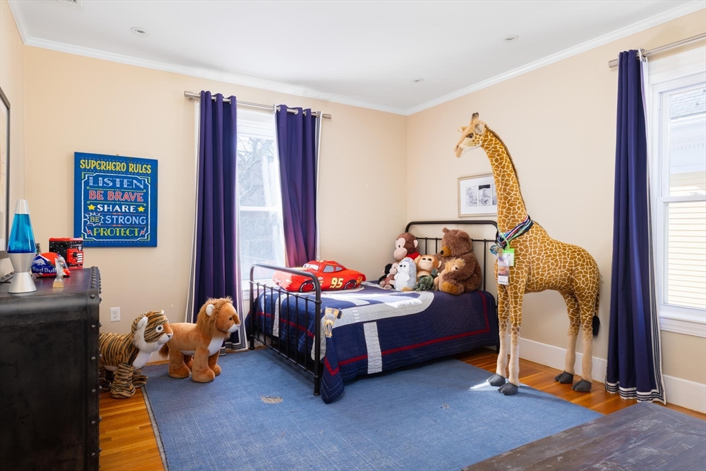 123 Centre Street Brookline, MA 02446 - Photo 17 of 26