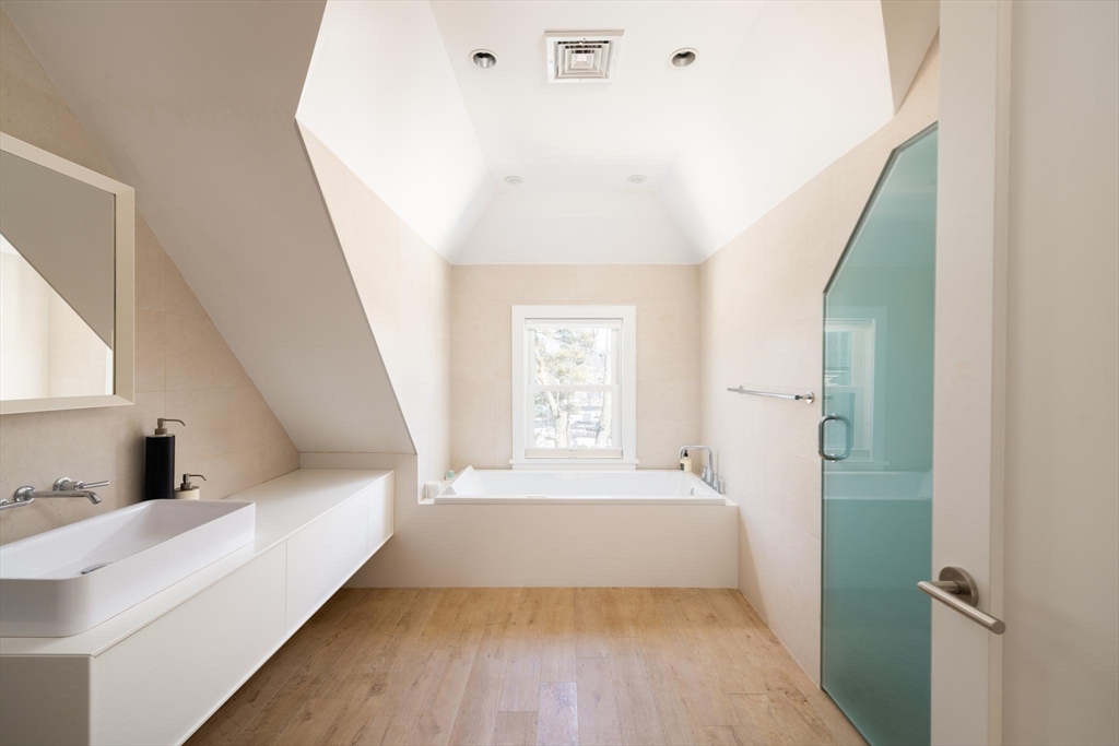 123 Centre Street Brookline, MA 02446 - Photo 22 of 24