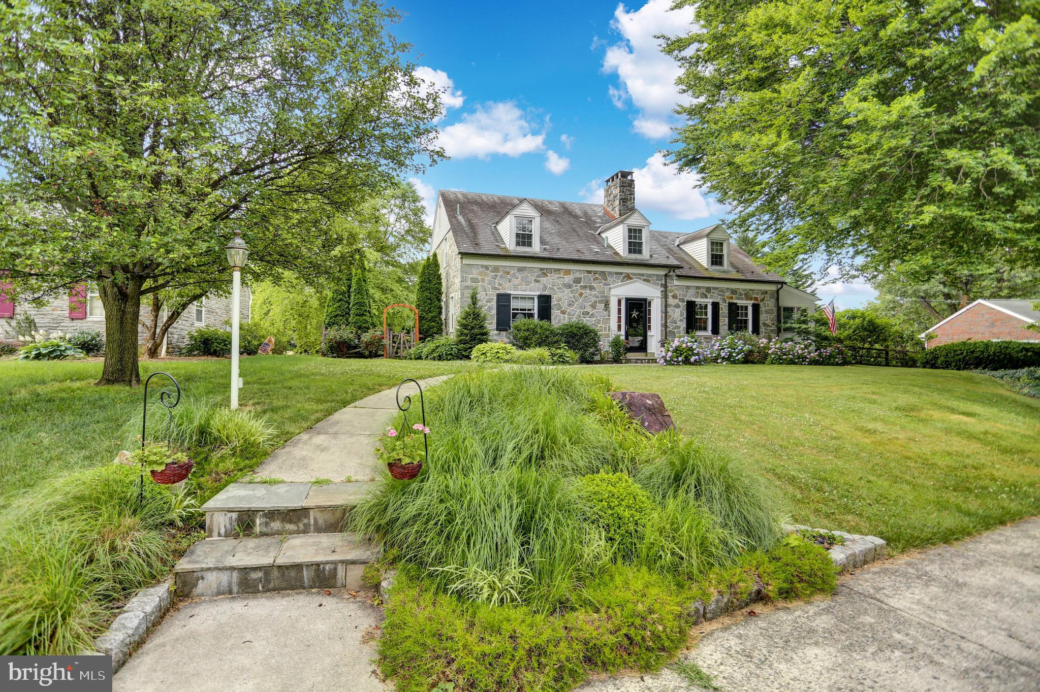 16 Maple Avenue Reading, PA 19607 - Photo 2 of 48 Gallery Image 2