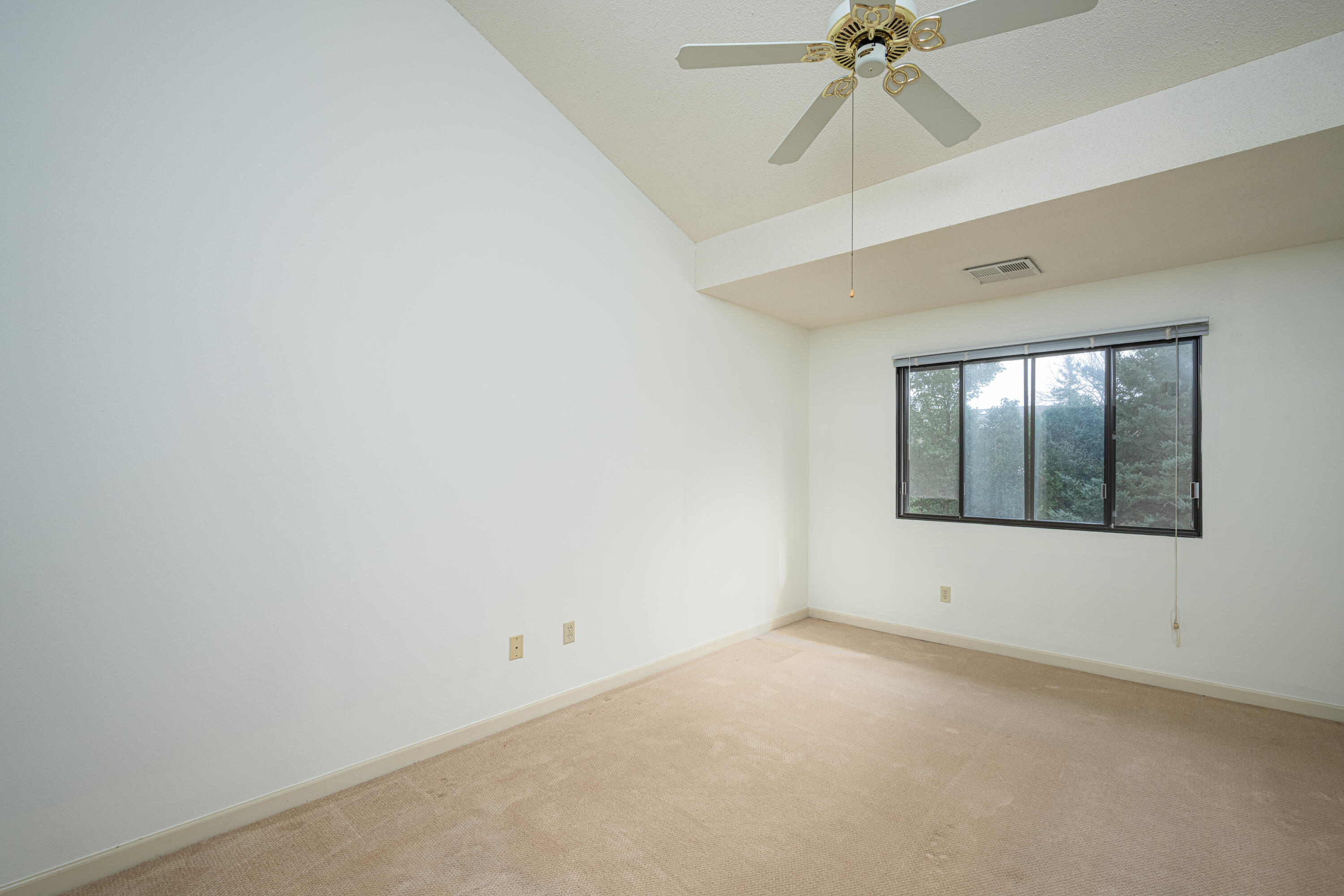 500 West Bender Road, Unit 27 Glendale, WI 53217 - Photo 17 of 33 Main Bedroom