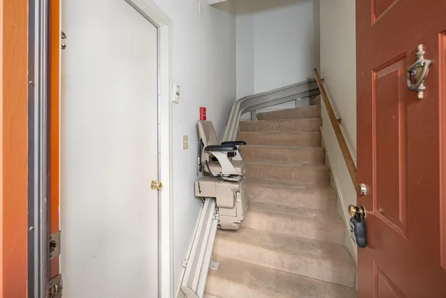 $252,555 | 500 West Bender Road, Unit 27, Glendale, WI 53217