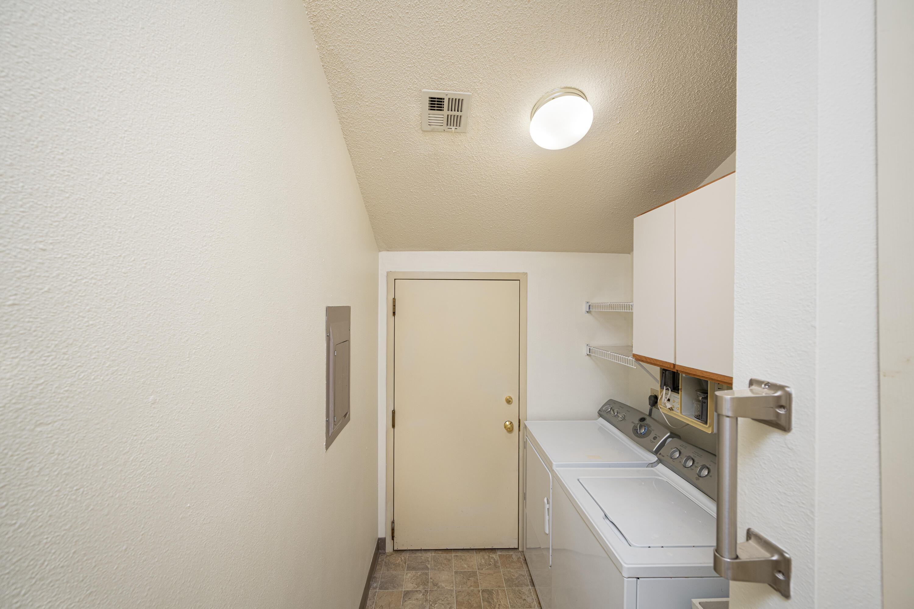 500 West Bender Road, Unit 27 Glendale, WI 53217 - Photo 25 of 33 Entry to Attic Space