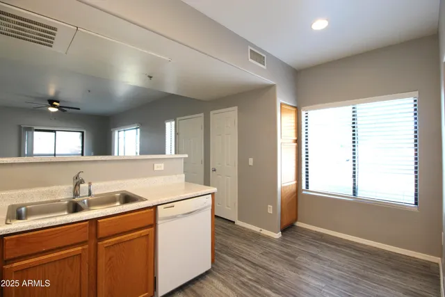 $1,599 | 6770 North 47th Avenue, Unit 1021, Glendale, AZ 85301