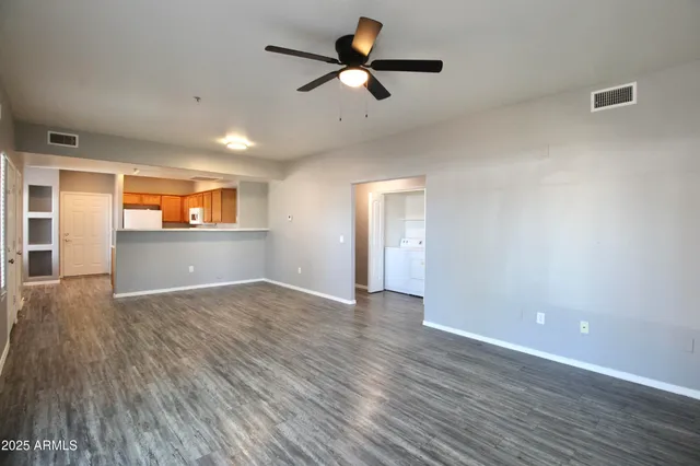 $1,599 | 6770 North 47th Avenue, Unit 1021, Glendale, AZ 85301