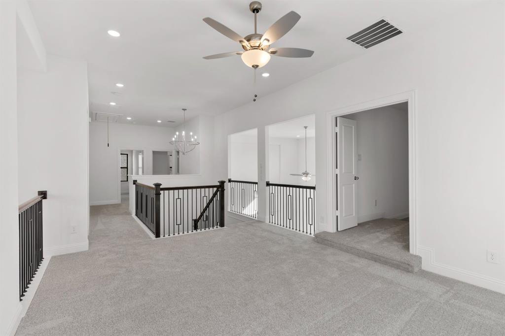 728 Bridle Path Aubrey, TX 76227 - Photo 23 of 40 DAL_Sandbrock Ranch_Eagle Mountain_728 Briddle Path Parkway (30)