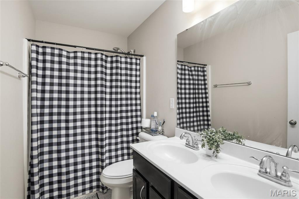 728 Longfellow Drive O'Fallon, IL 62269 - Photo 31 of 51