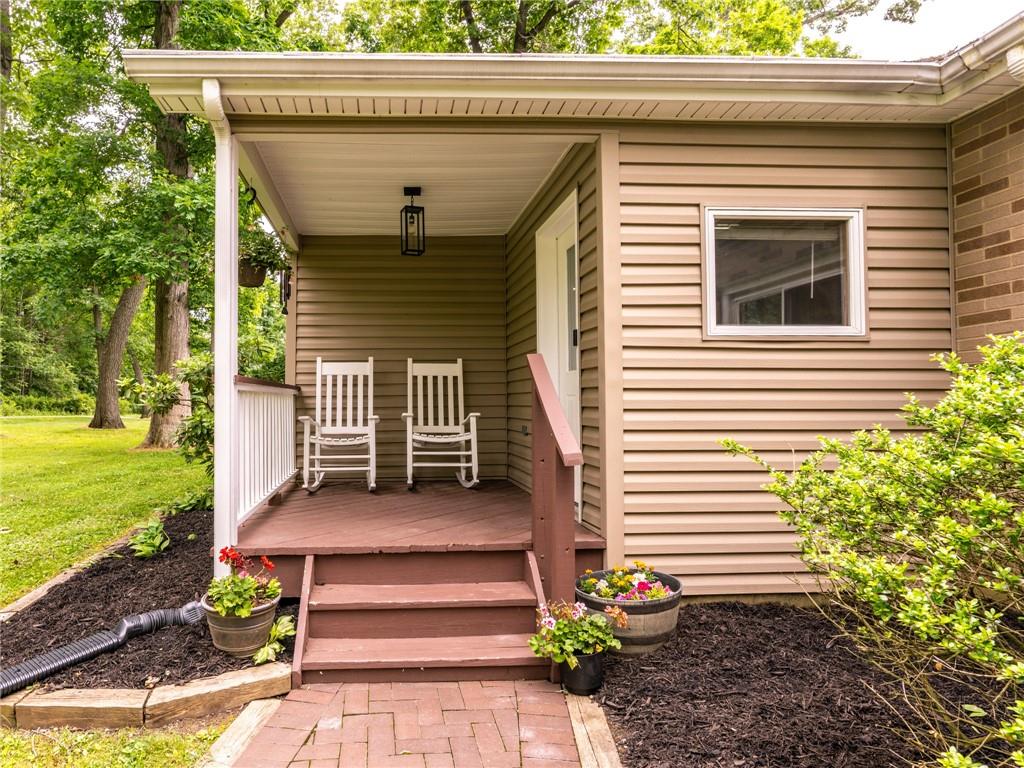 175 Powell Road Butler, PA 16002 - Photo 5 of 50 Front Entrance