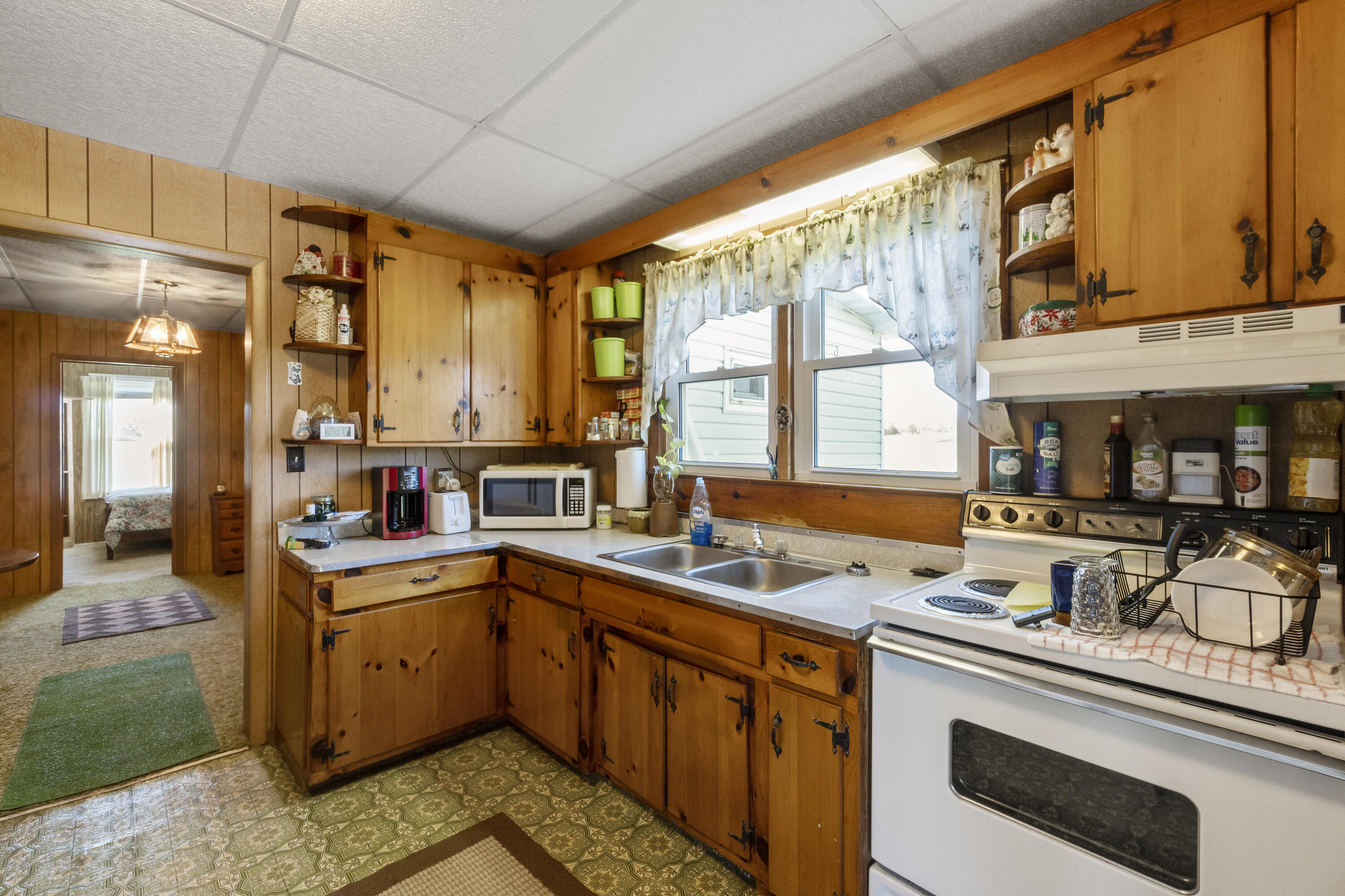 905 North Water Fork Road Greeneville, TN 37743 - Photo 9 of 57 Kitchen