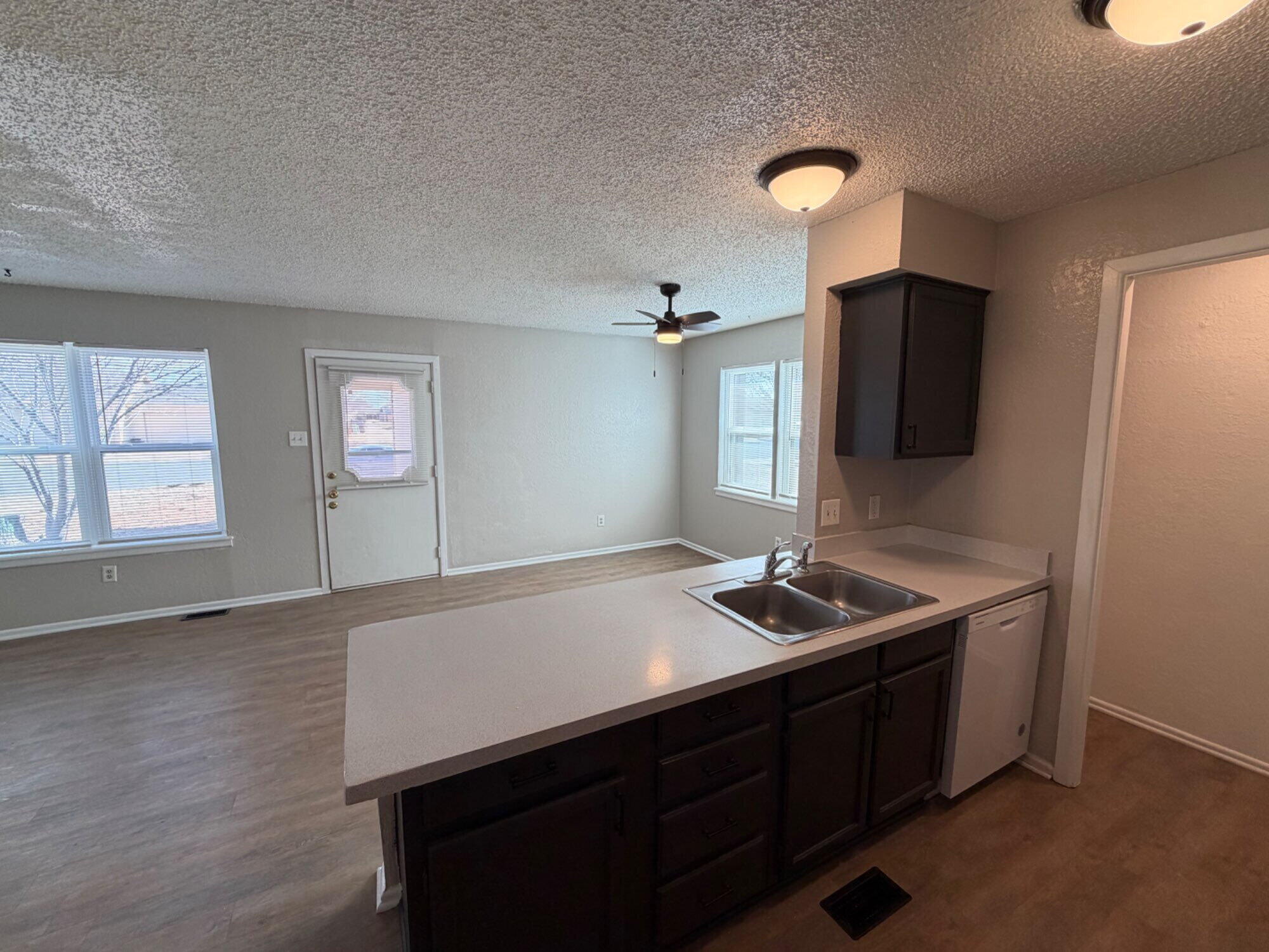 9604 Elgin Avenue, Unit B Lubbock, TX 79423 - Photo 11 of 13 IMG_7133