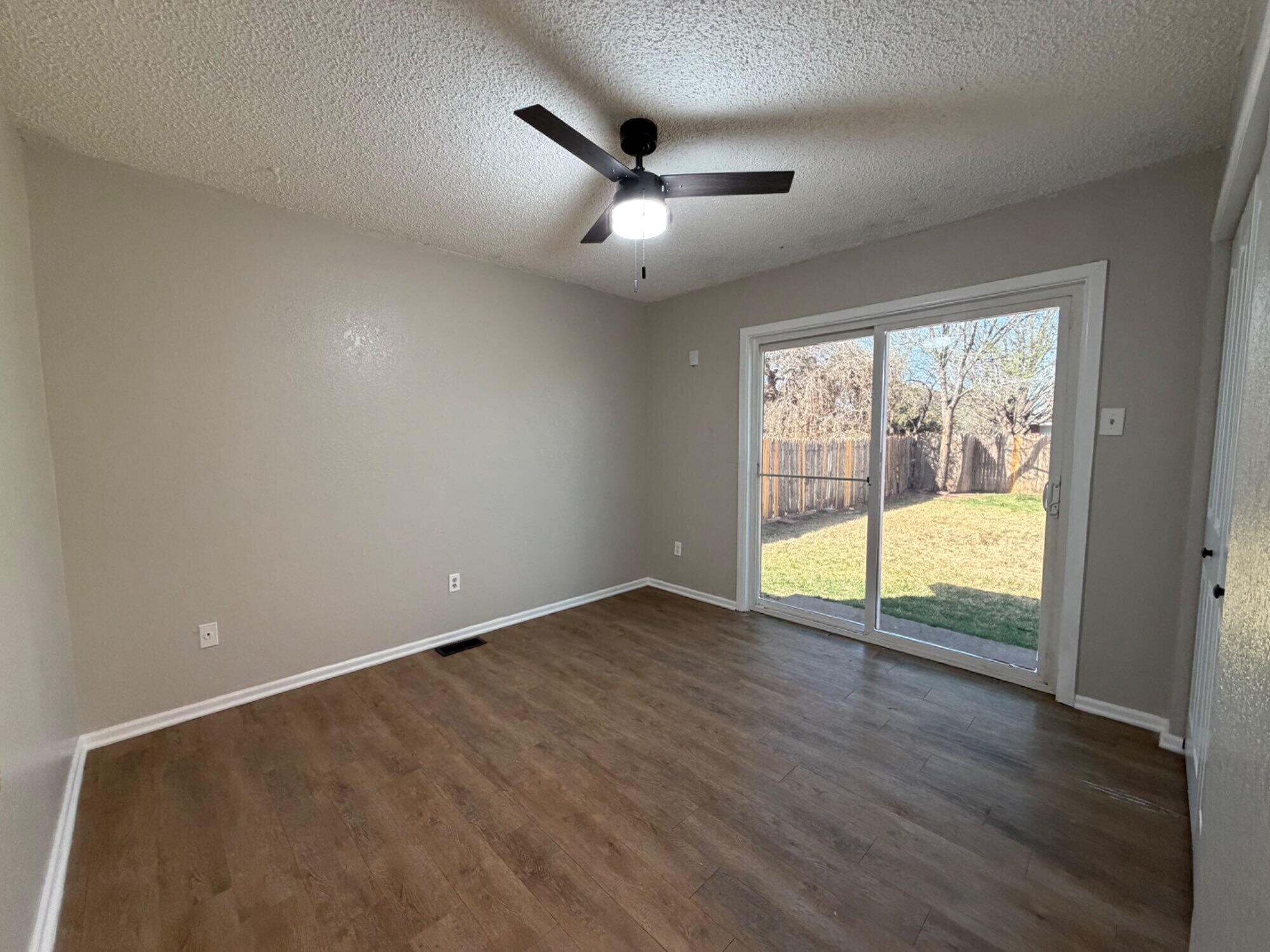 9604 Elgin Avenue, Unit B Lubbock, TX 79423 - Photo 9 of 13 IMG_7274