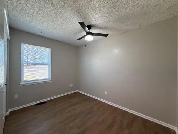$1,000 | 9604 Elgin Avenue, Unit B, Lubbock, TX 79423