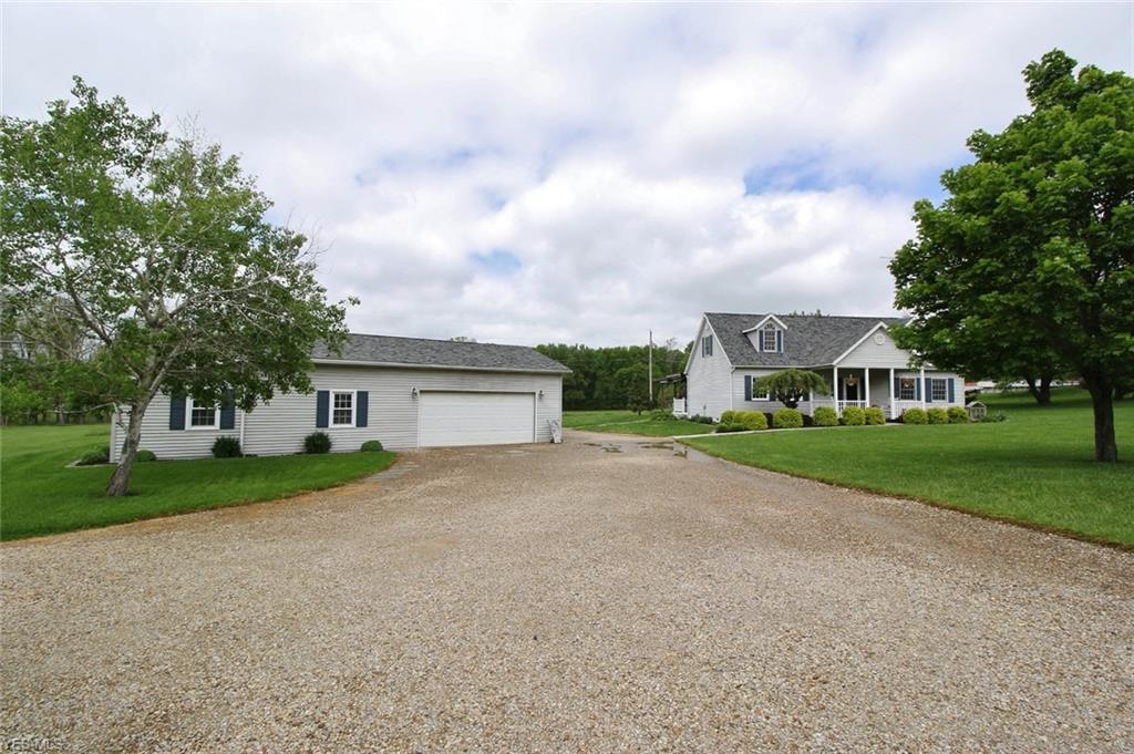 6909 McGlade School Road Dresden, OH 43821 - Photo 2 of 21