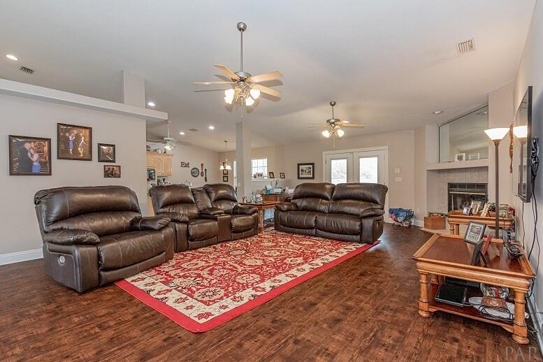 3930 Lambert Bridge Road McDavid, FL 32568 - Photo 14 of 49 Gallery Image 14