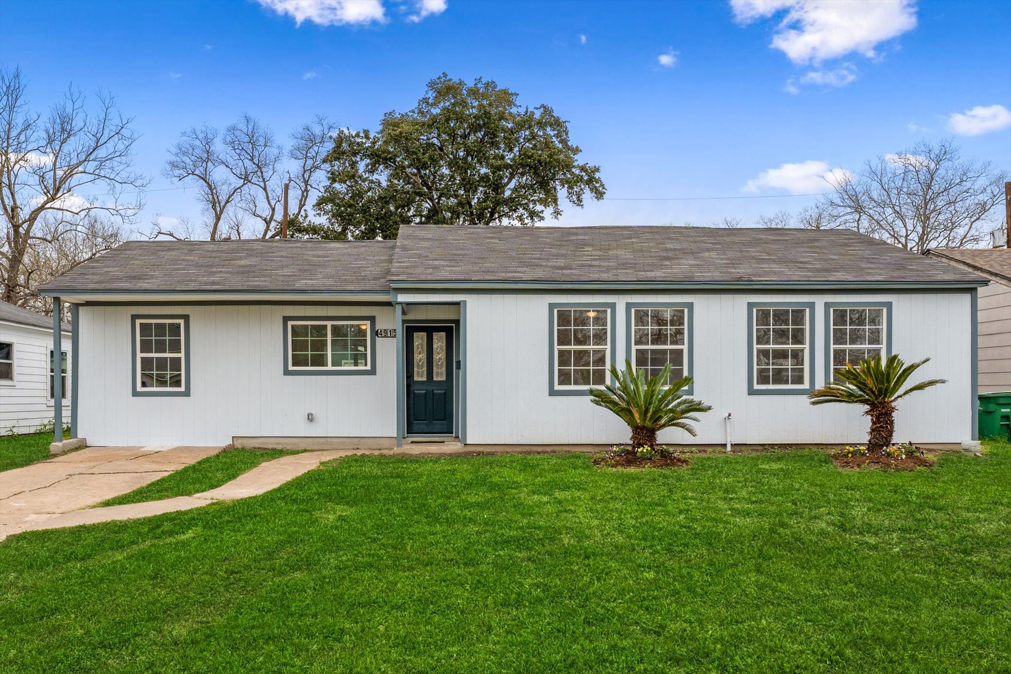 4915 Andrea Street Houston, TX 77021 - Photo 2 of 19 This home features well maintained lawn in the front yard.