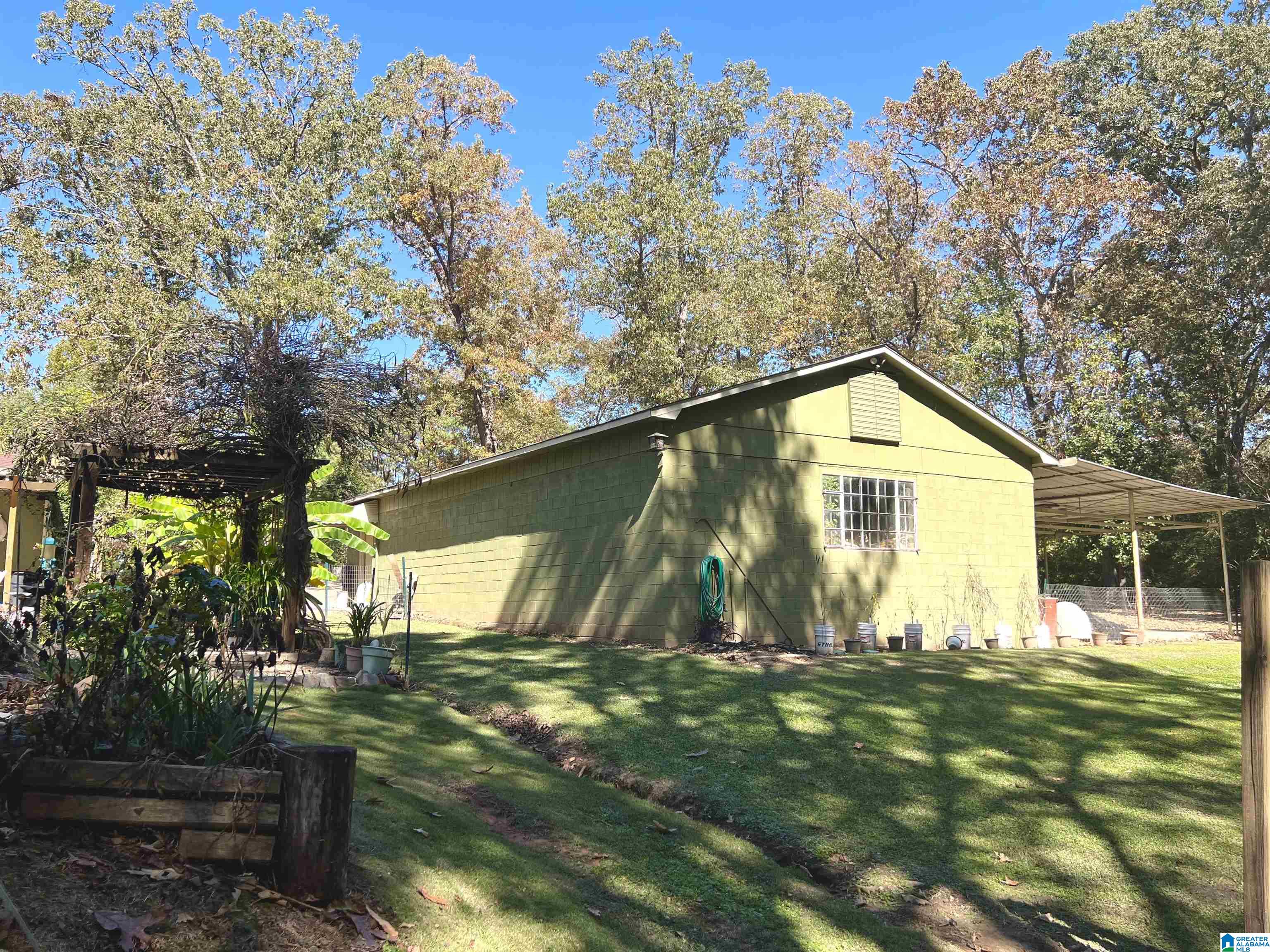 4199 Rene Drive Bessemer, AL 35023 - Photo 18 of 42