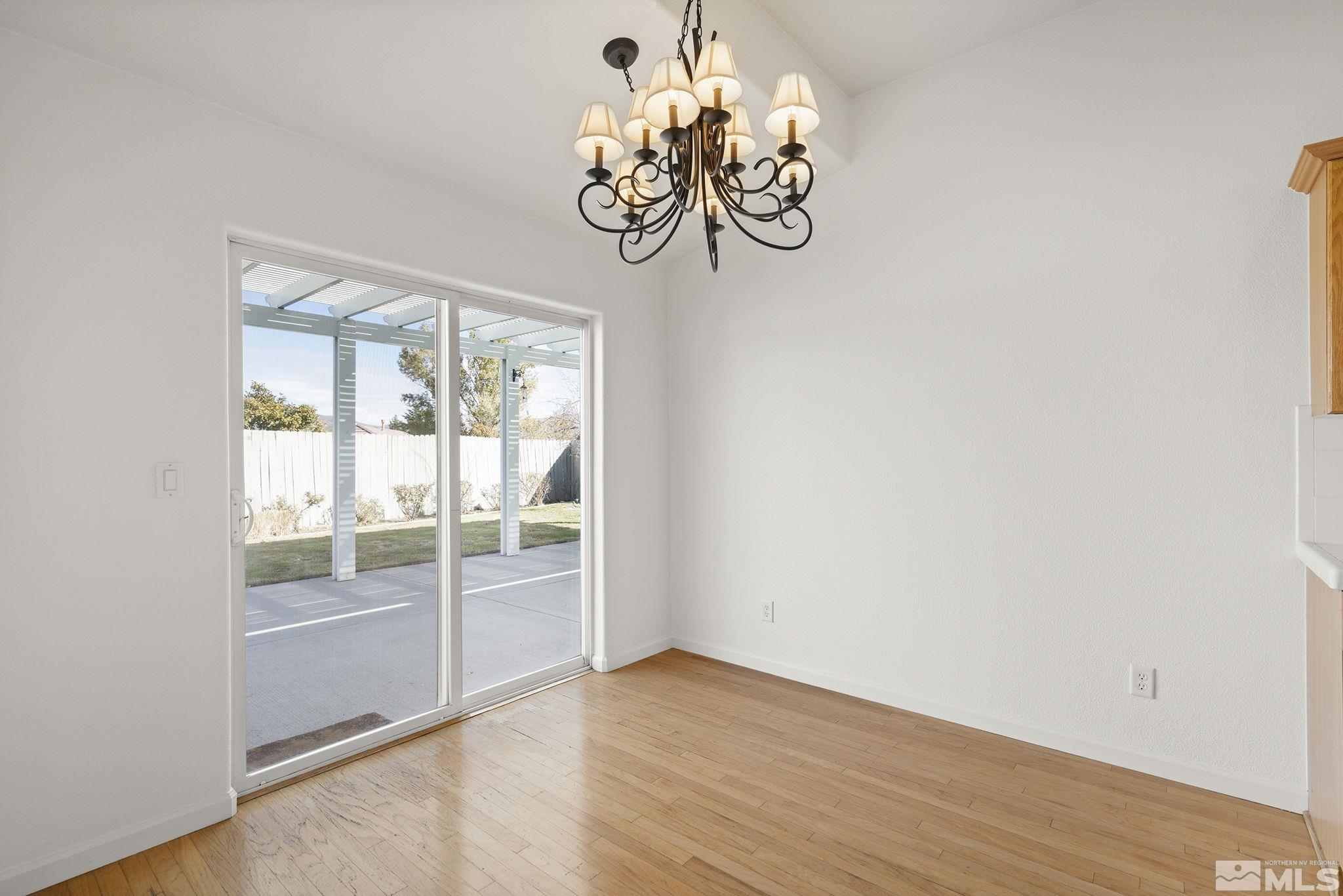 10425 Arbor Way Reno, NV 89521 - Photo 13 of 28 Photo 13
