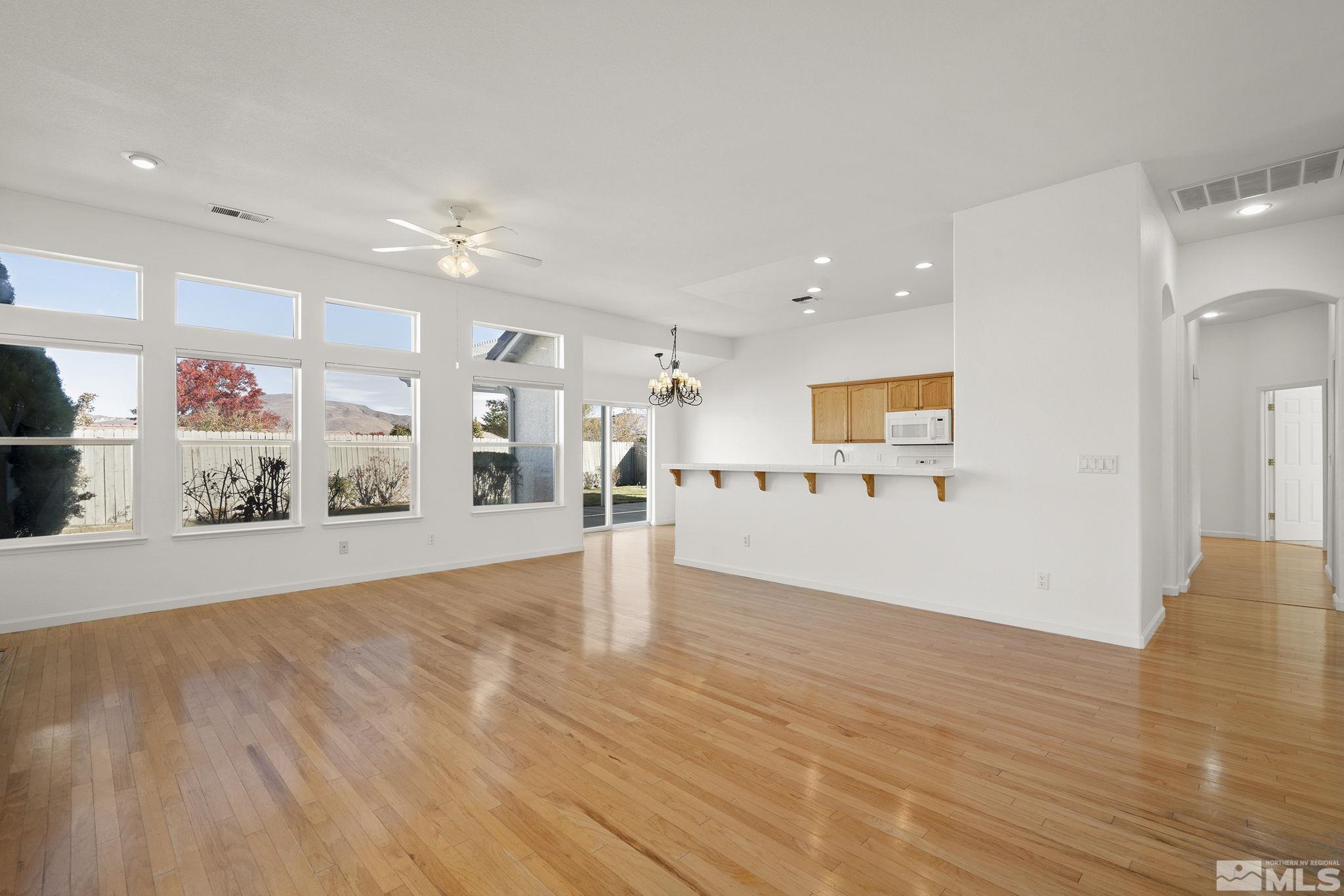 10425 Arbor Way Reno, NV 89521 - Photo 8 of 28 Photo 8