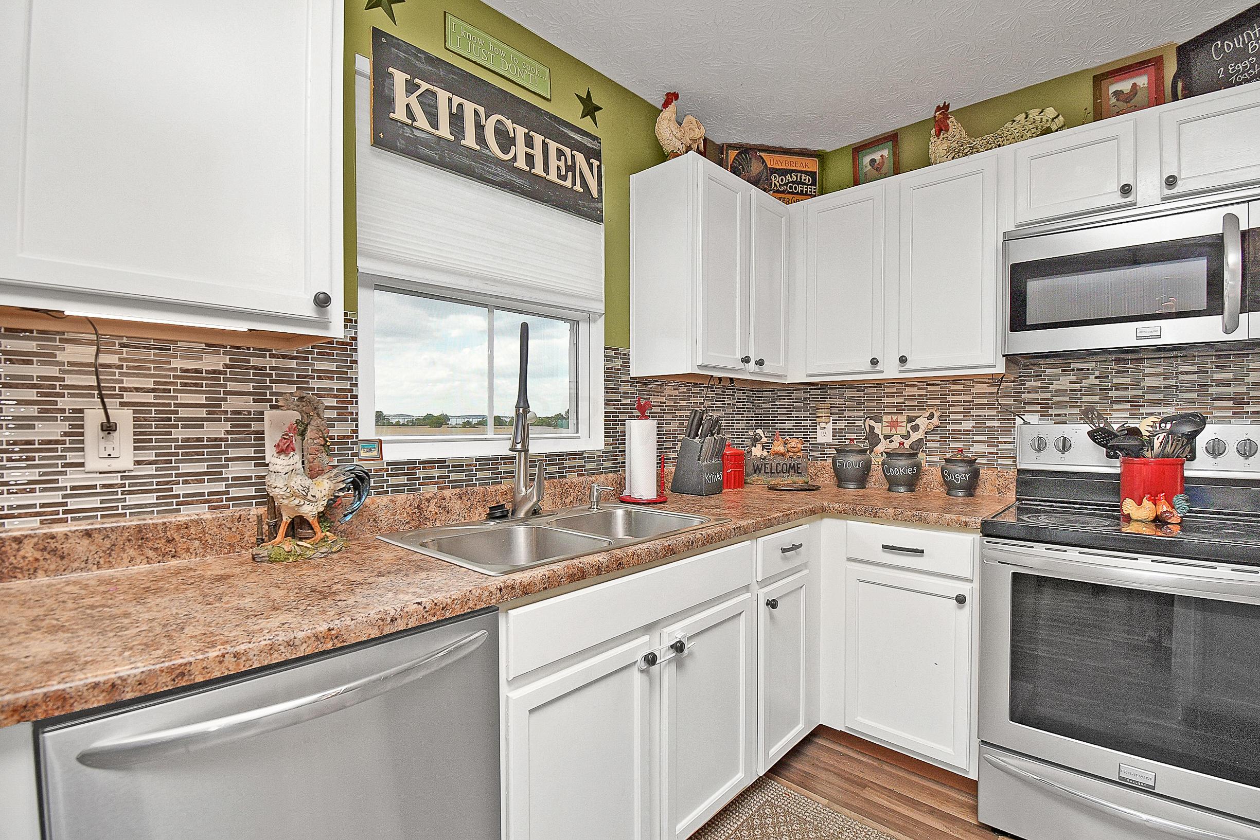 1047 Sun Ridge Street Lancaster, OH 43130 - Photo 11 of 35 Gallery Image 11