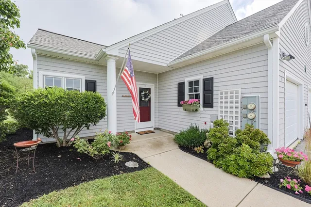 $535,000 | 15 Village Way, Unit 15, Westport, MA 02790