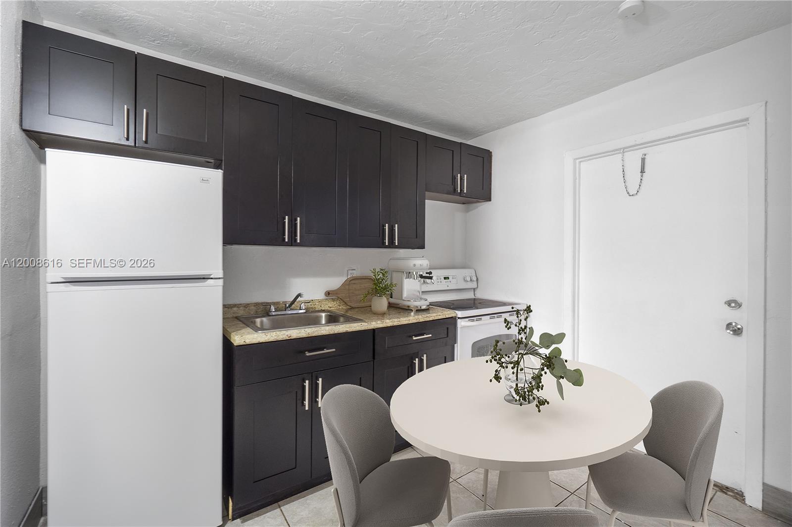 332 Southwest 3rd Street, Unit 7 Belle Glade, FL 33430 - Photo 8 of 9