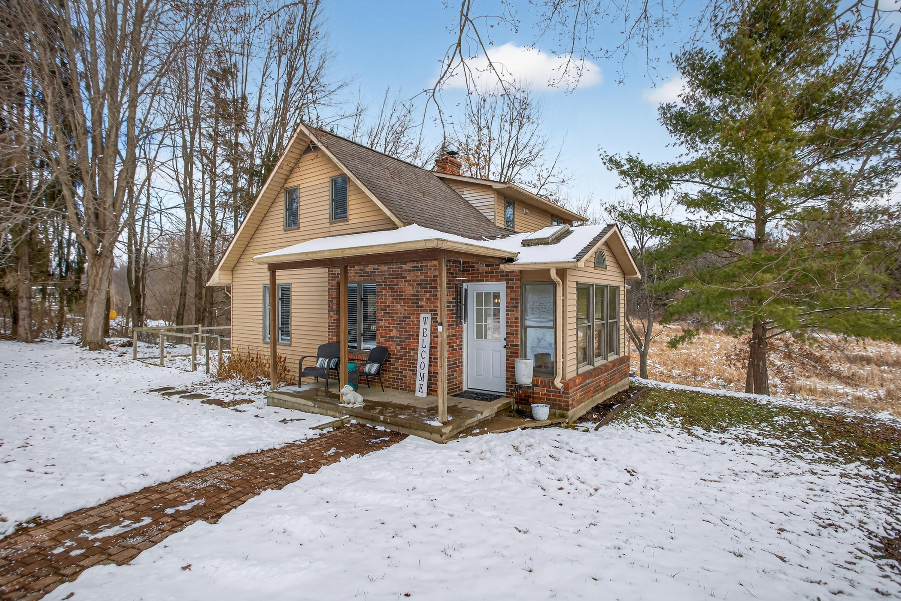 8900 County Farm Road Parma, MI 49269 - Photo 2 of 71 Welcome Home
