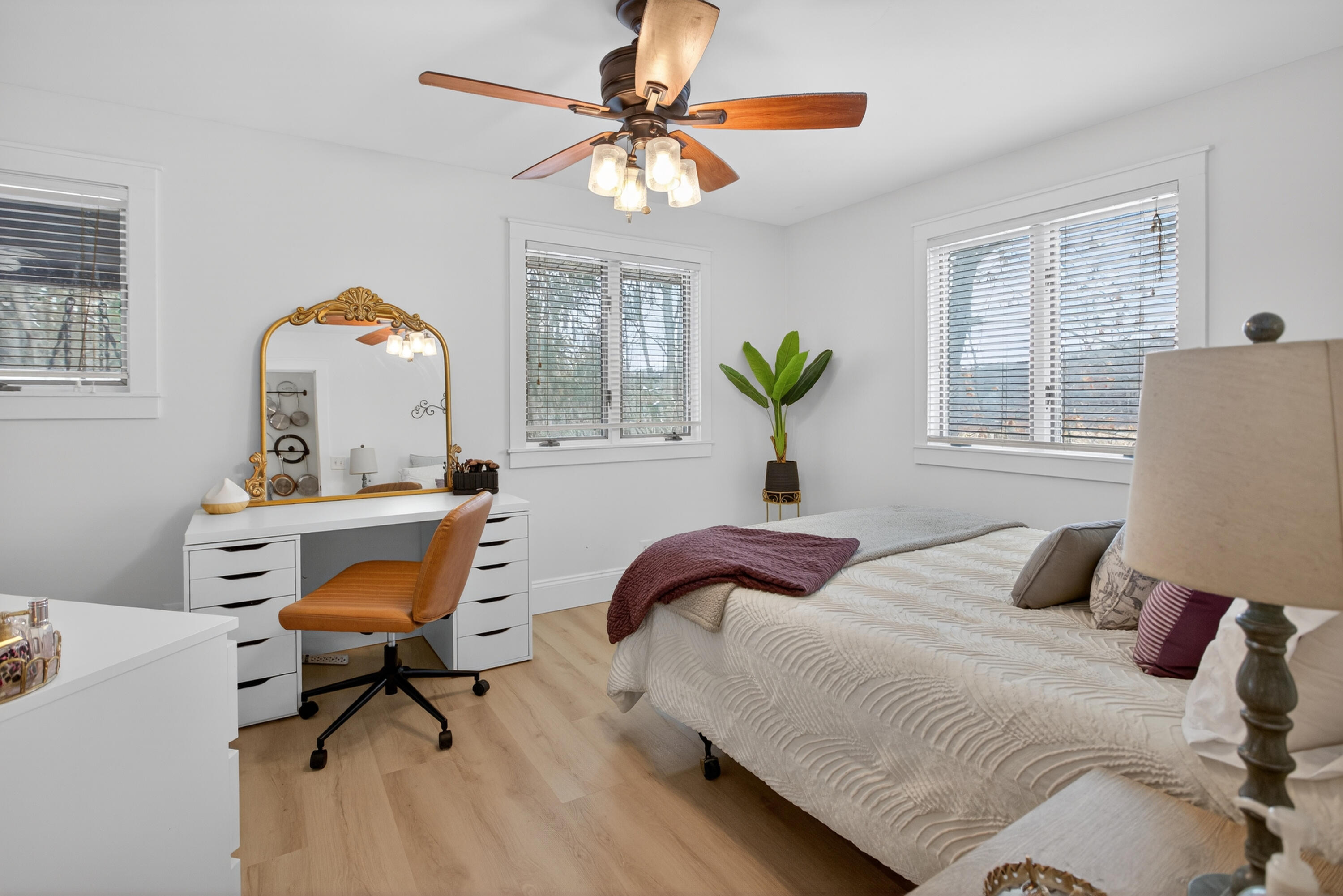 8900 County Farm Road Parma, MI 49269 - Photo 25 of 71 Primary bedroom