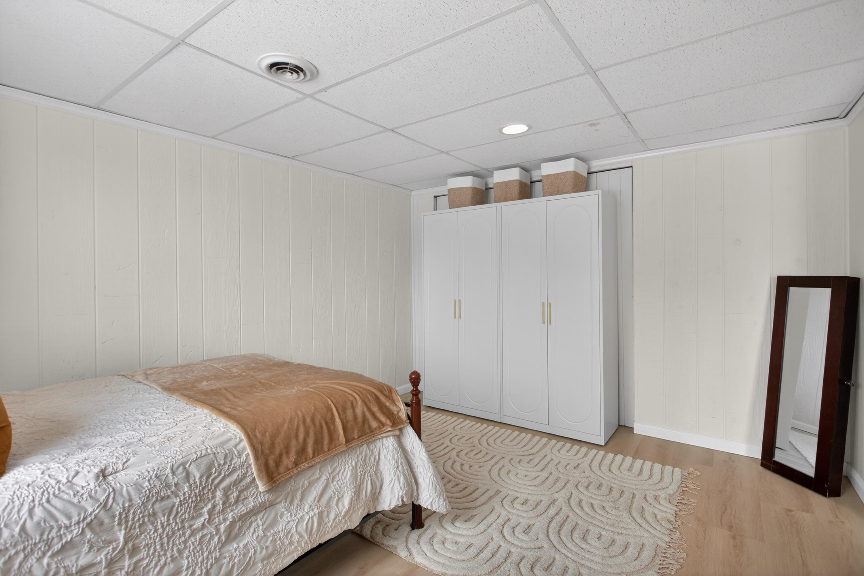 8900 County Farm Road Parma, MI 49269 - Photo 50 of 71 LL bedroom/storage