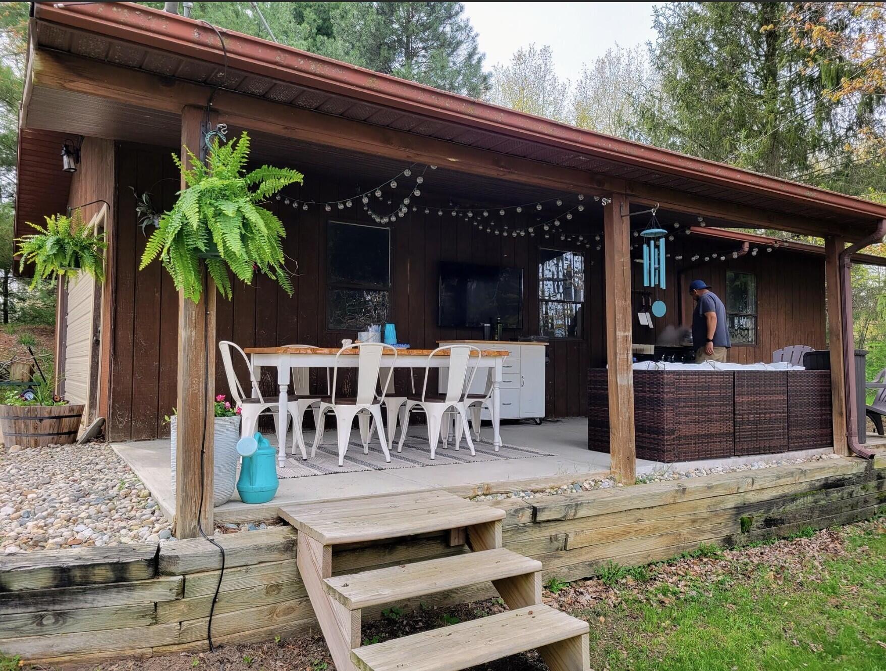 8900 County Farm Road Parma, MI 49269 - Photo 63 of 71 A place to gather