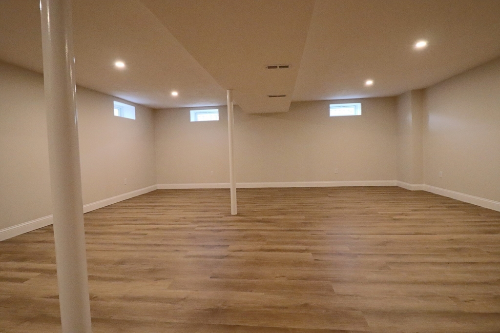 199 Framingham Road Marlborough, MA 01752 - Photo 14 of 21 Gallery Image 14
