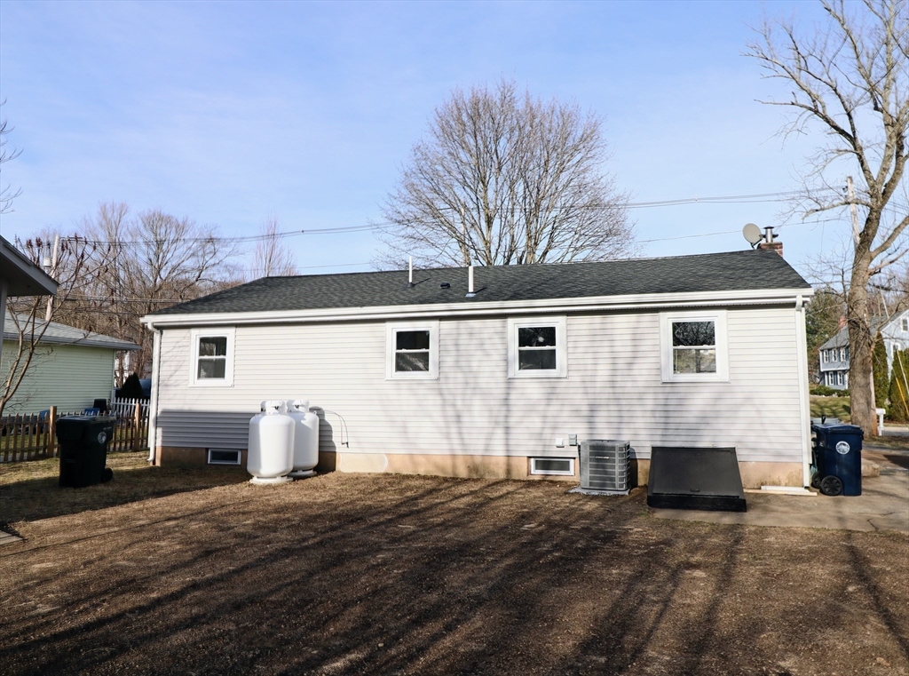199 Framingham Road Marlborough, MA 01752 - Photo 17 of 21 Gallery Image 17