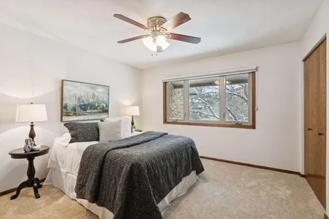 $274,900 | 196 Windsor Lane, New Brighton, MN 55112