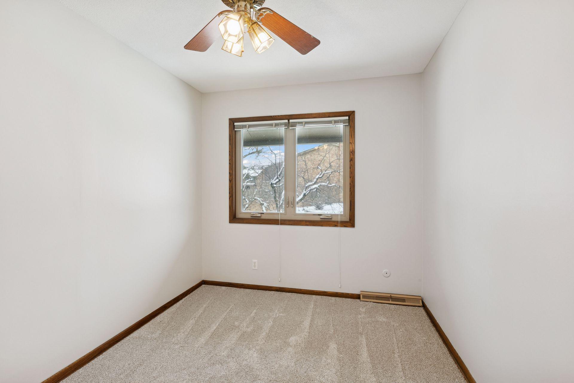 196 Windsor Lane New Brighton, MN 55112 - Photo 32 of 40