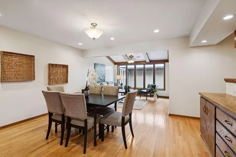 $274,900 | 196 Windsor Lane, New Brighton, MN 55112