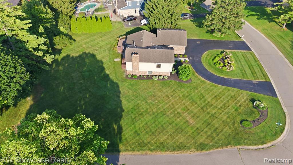 3260 Ravinewood Drive Commerce Township, MI 48382 - Photo 63 of 75 Gallery Image 63