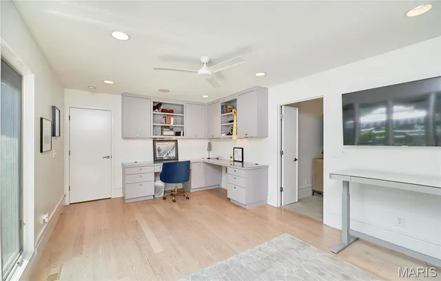 $1,995,000 | 11239 Mosley Hill Drive, St. Louis, MO 63141