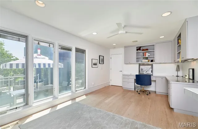 $1,995,000 | 11239 Mosley Hill Drive, St. Louis, MO 63141