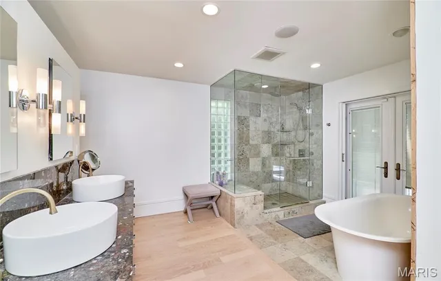 $1,995,000 | 11239 Mosley Hill Drive, St. Louis, MO 63141