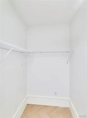 $1,995,000 | 11239 Mosley Hill Drive, St. Louis, MO 63141