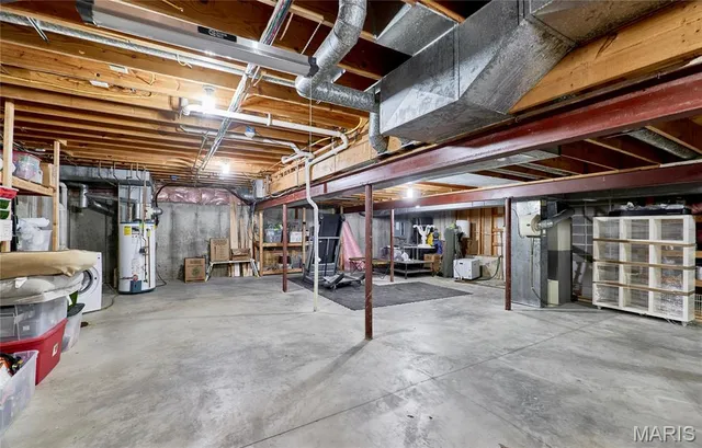 $1,995,000 | 11239 Mosley Hill Drive, St. Louis, MO 63141