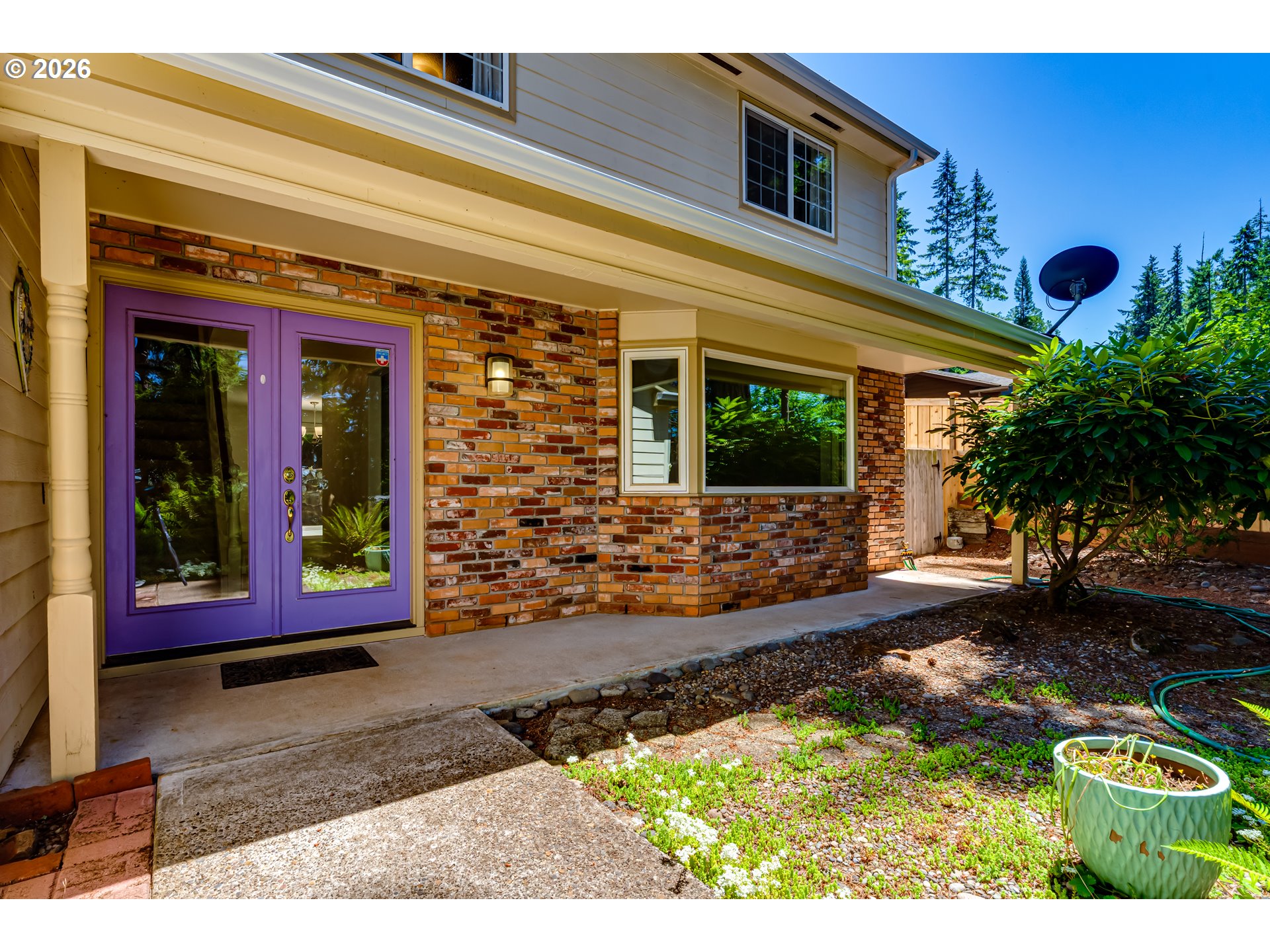 88119 Tiki Lane Springfield, OR 97478 - Photo 3 of 46 Entrance/Foyer