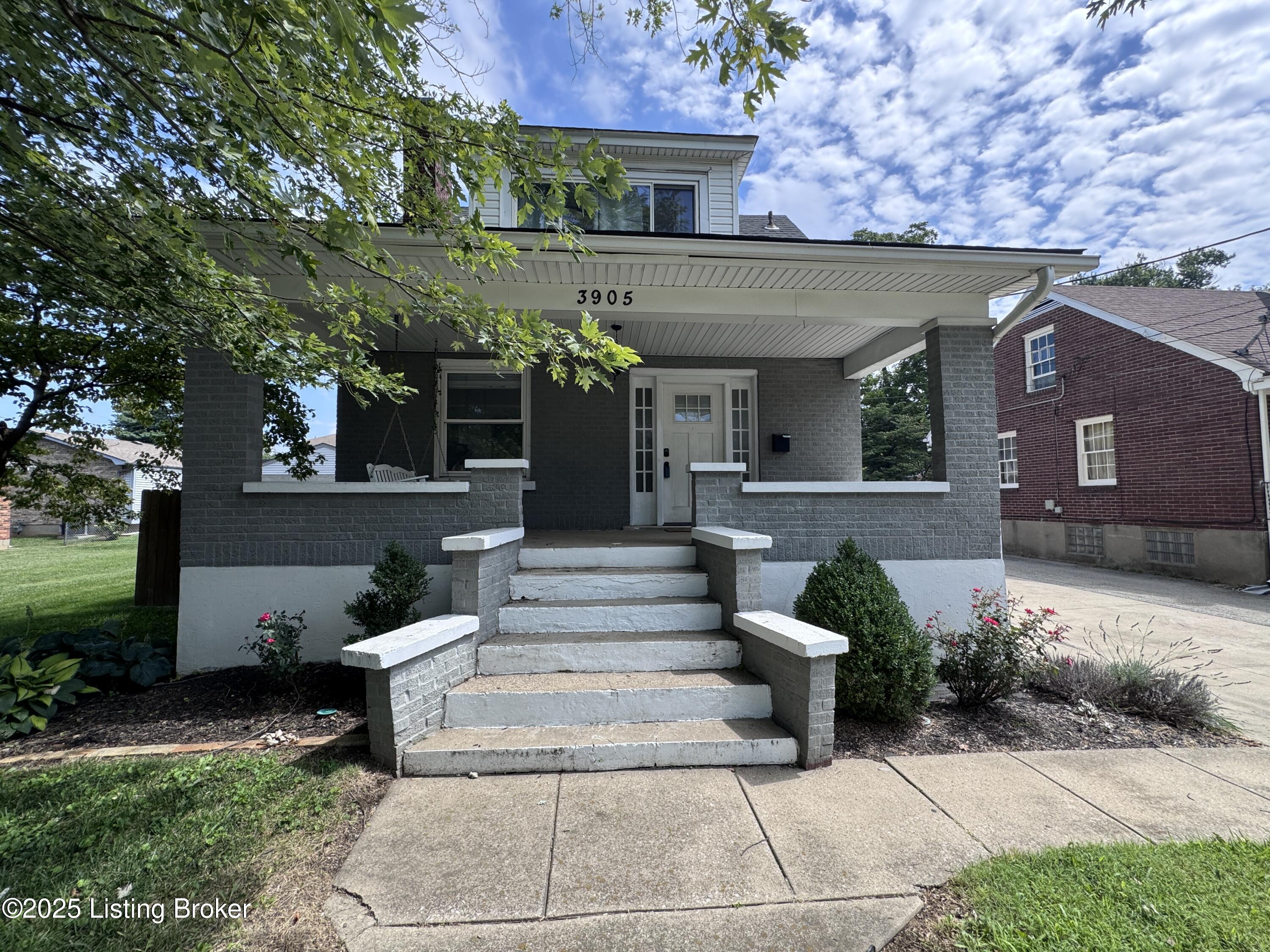 3905 Poplar Level Road Louisville, KY 40213 - Photo 2 of 26 Front