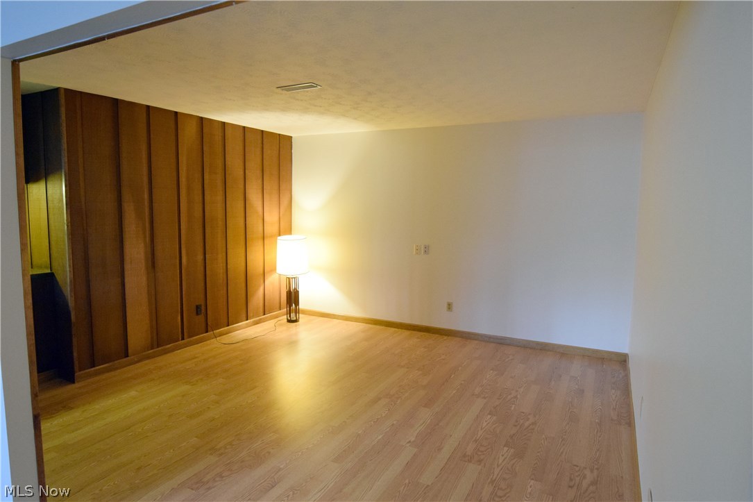2160 Howland Wilson Road Northeast Warren, OH 44484 - Photo 23 of 32 Gallery Image 23