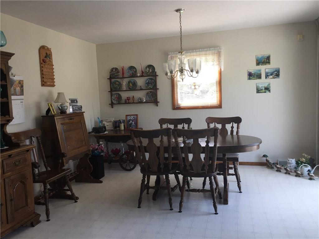 177 Ford City Road Freeport, PA 16229 - Photo 8 of 25 Dining room area