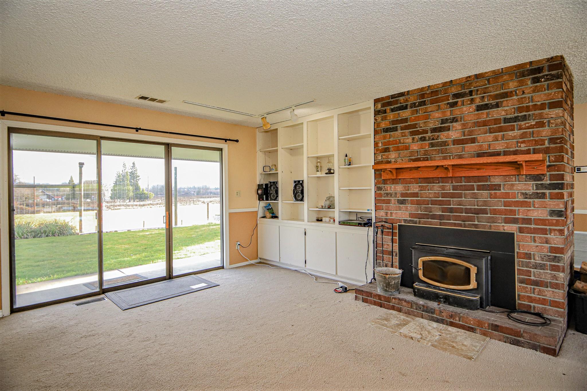6577 Blackwell Road Central Point, OR 97502 - Photo 5 of 27 6 MLS