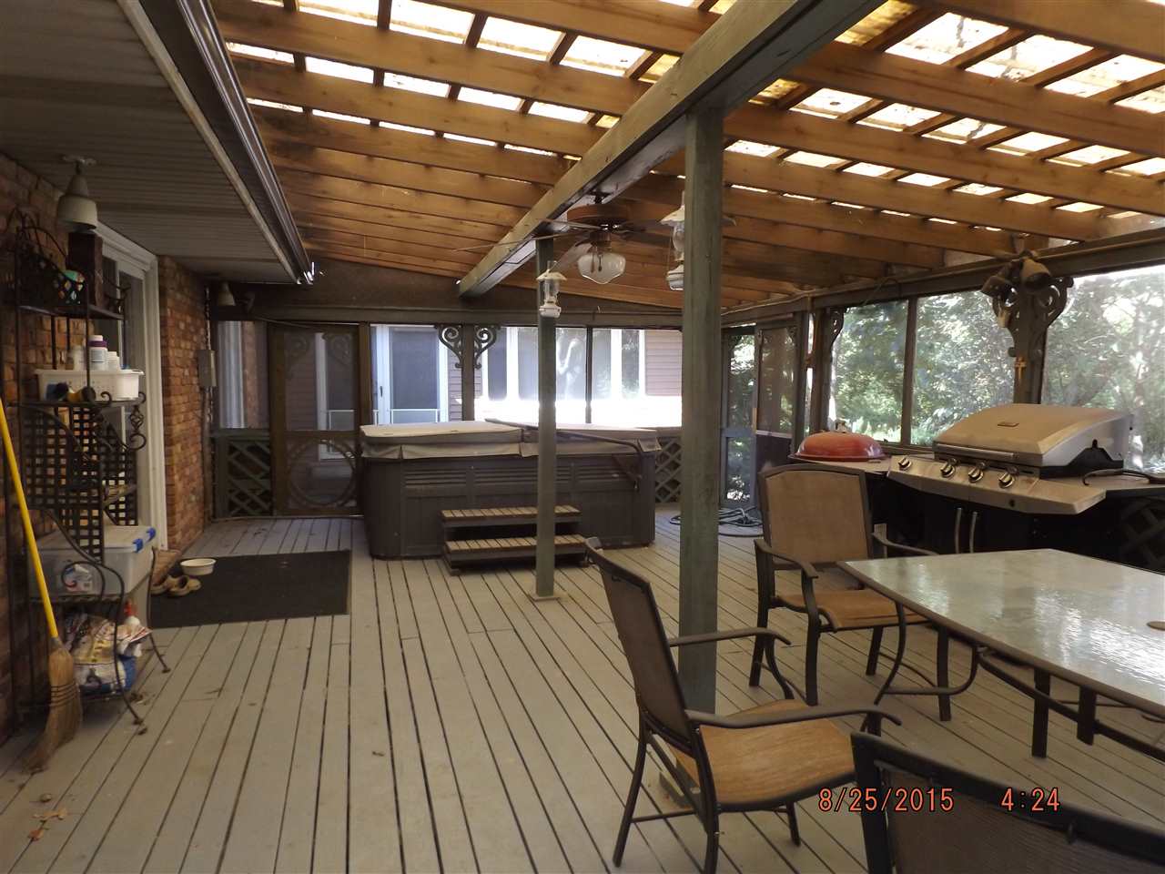 18179 Red Shale Hill Road Pekin, IL 61554 - Photo 23 of 35