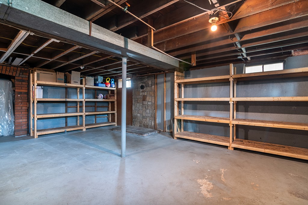 150 Lewiston Street Warwick, RI 02889 - Photo 23 of 24
